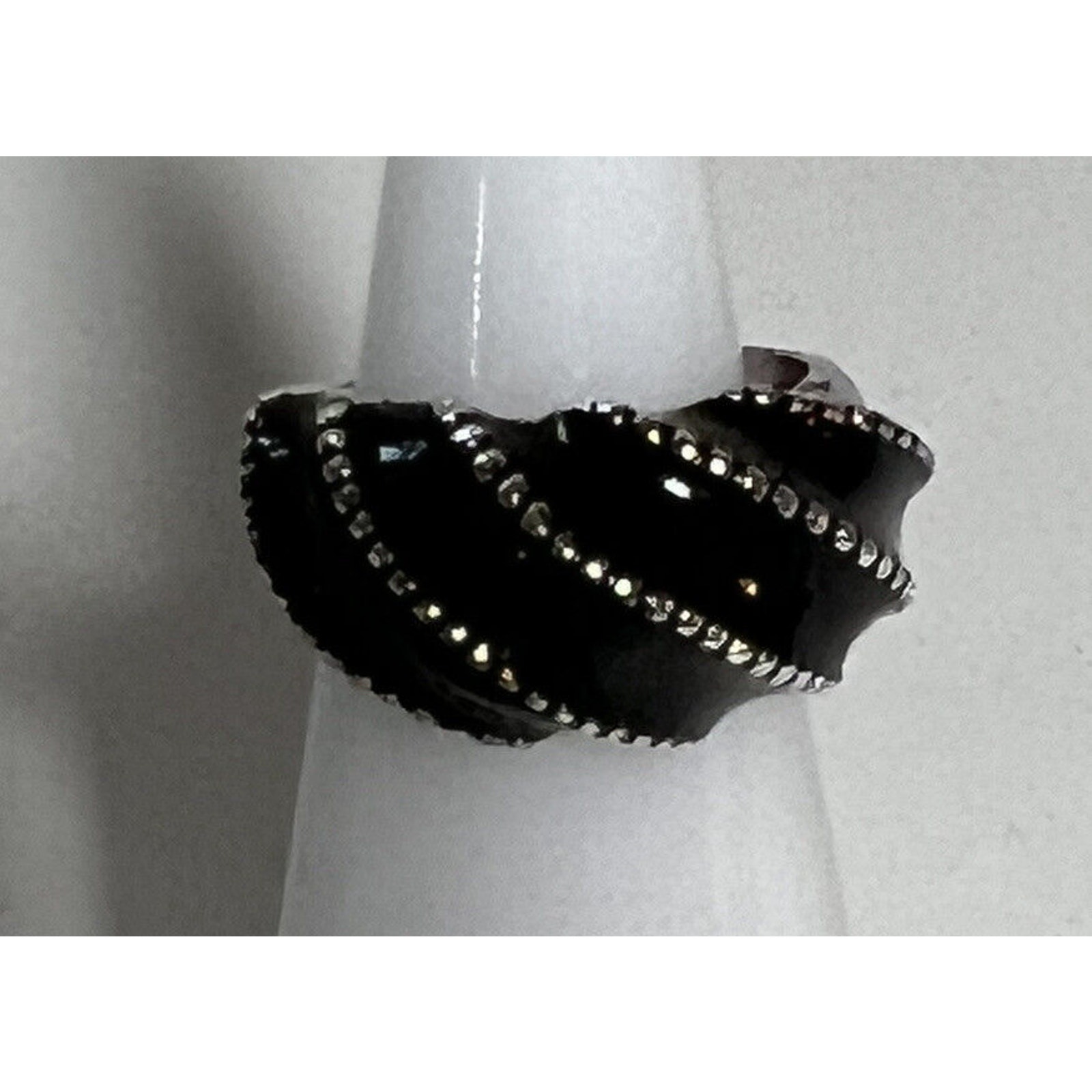 Jewelry Ring Hge Silver Plated Pinkie Ring S 4.5 Black Riveted Silver Beads